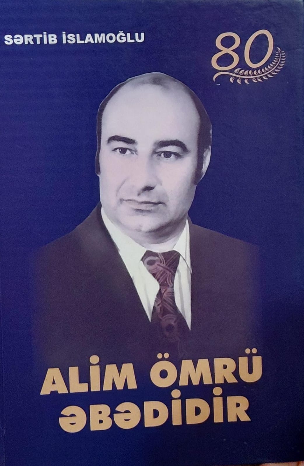 Alim ömrü əbədidir